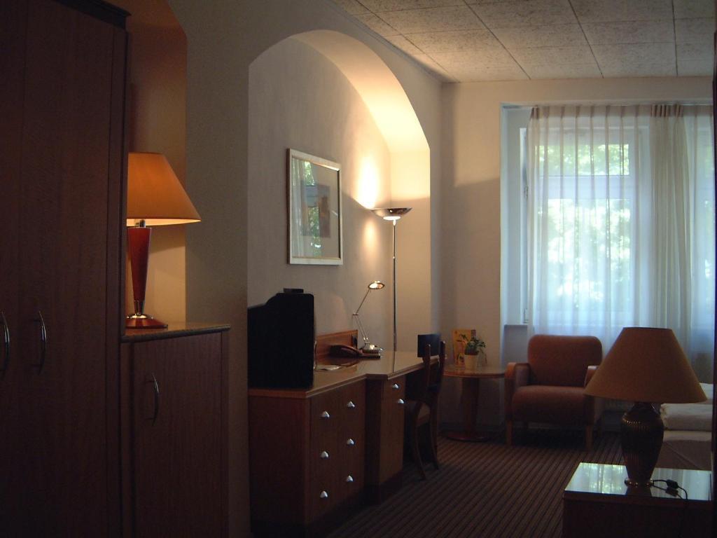 Hotel Restaurant Toscana Naumburg Naumburg  Quarto foto
