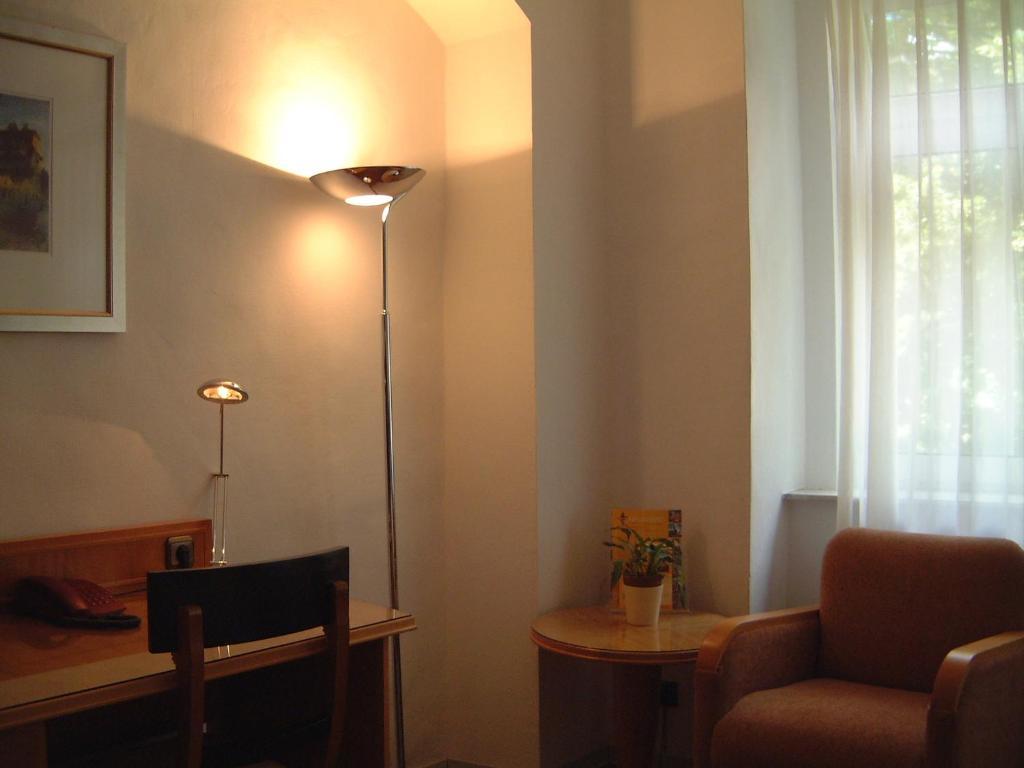 Hotel Restaurant Toscana Naumburg Naumburg  Quarto foto